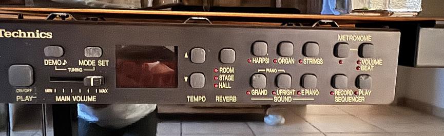 Bild 1 Klavier Stummschaltung Technics SMZS30