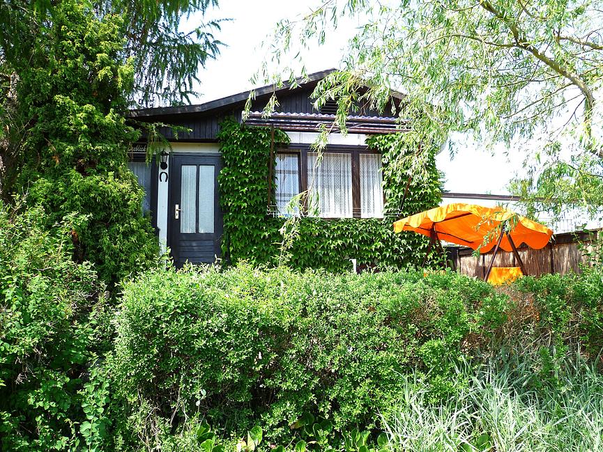 Bild 2 Urlaub Ferienhaus Bungalow Ferienwohnung in Carwitz am See Feldberger Seenplatte