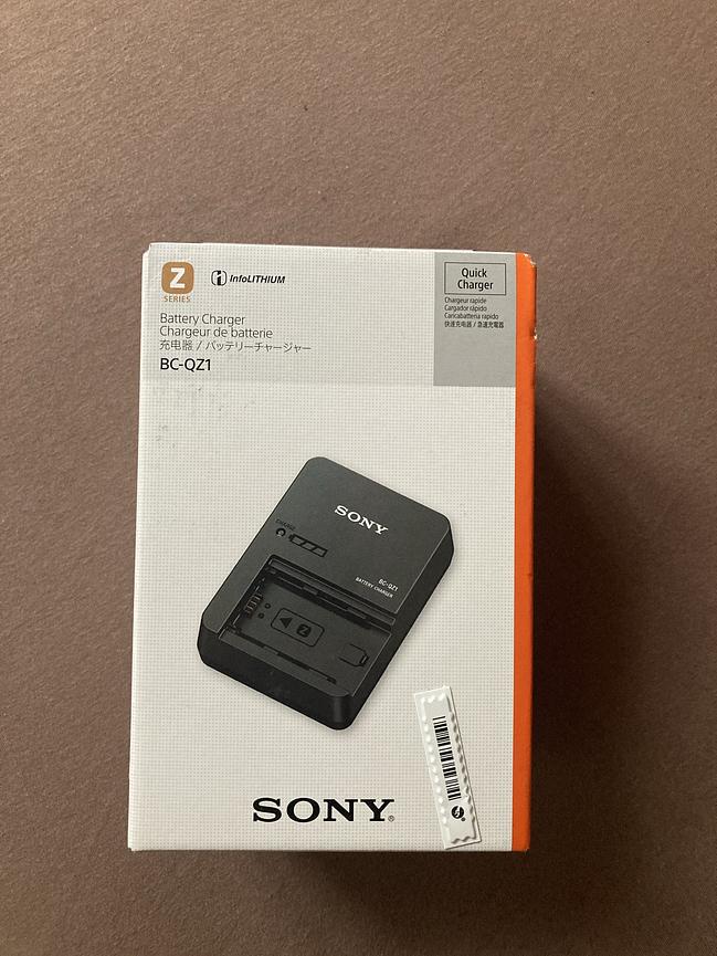 Bild 1 Sony Ladegerät BC-QZ1, Digitalfotografie