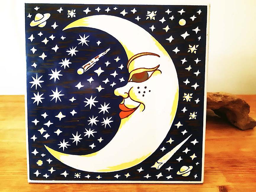 Bild 1 Dekorative Kunstfliese „Mondmotiv“ aus Keramik
