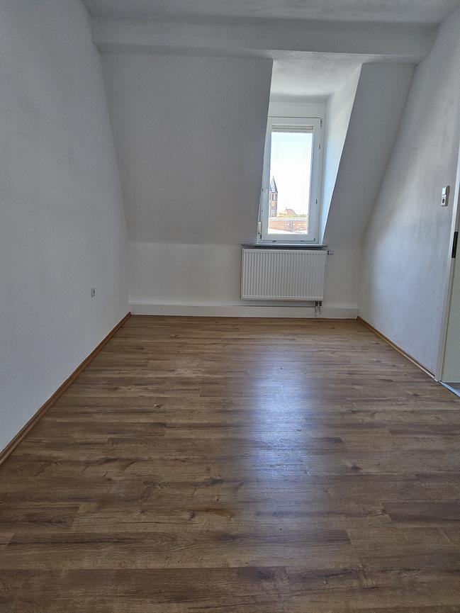 Bild 10 kernsanierte 3-Zimmer-Wohnung Diese attraktive Wohnung liegt in Steinb0hl