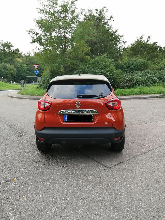 Bild 5 Renault Captur Luxe Automatik wenig Kilometer 58.250 km 2015 BJ