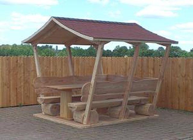 Bild 2 Gartenlaube. Sitzgarnitur. Überdachte Gartenmöbel.