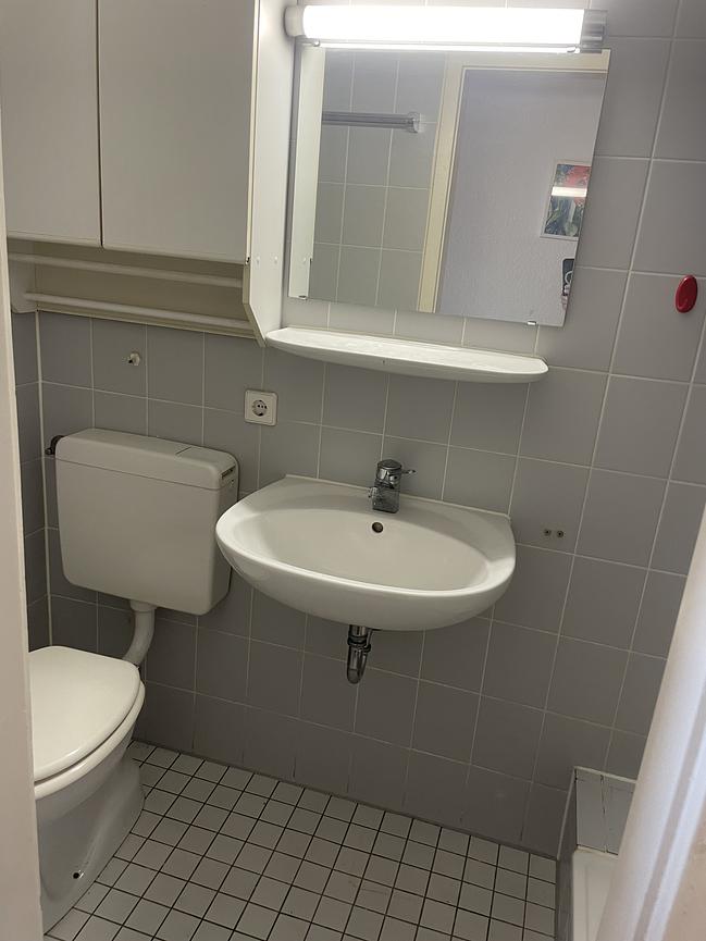 Bild 5 Einzimmer Wohnung über den Dächern von Stuttgart-West