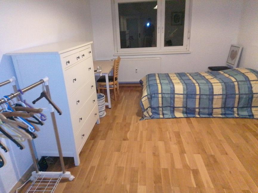 Bild 3 Nice room in apartment in Berlin in the quiet area Weissensee.