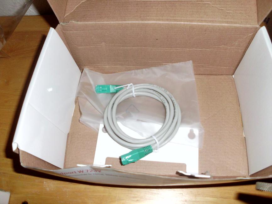 Bild 6 ich gebe hier ein speedport w 723v plus dsl splitter günstig ab