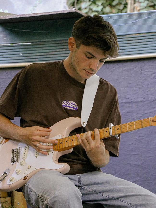 Bild 1 Guitar Lessons