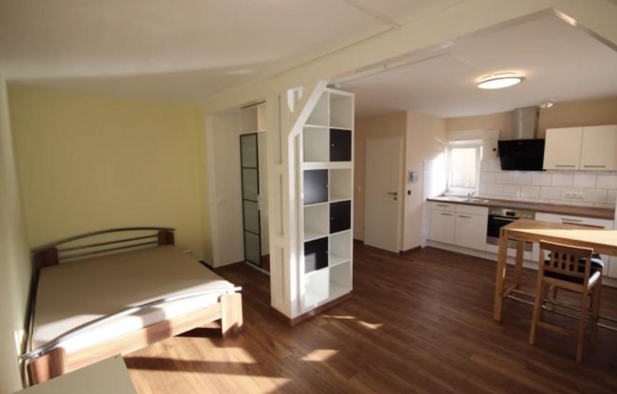 Bild 1 1- Zimmer Apartment zur Untermiete