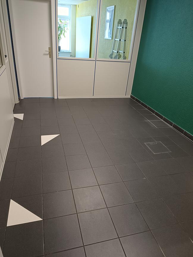 Bild 2 13 m² Büro/Lager/Gewerbefläche, 200 € warm – sofort frei!