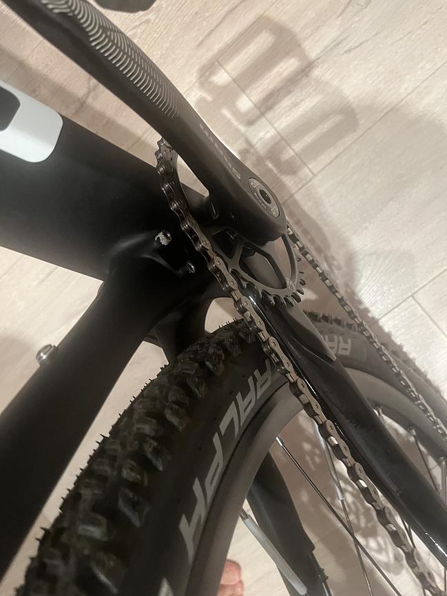 Bild 4 Cube Reaction C:62 ONE carbon´n´white 2023 Neu