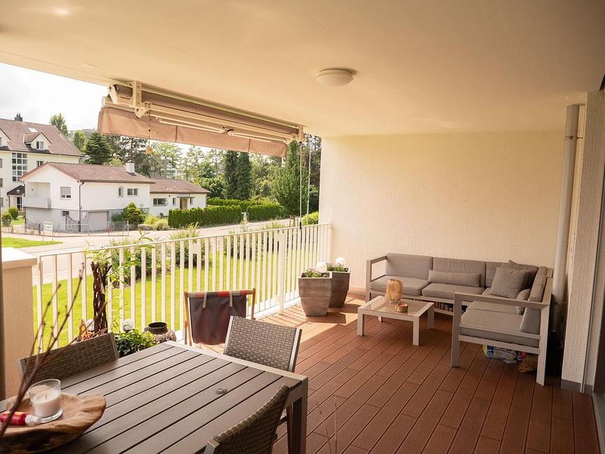 Bild 1 Studentin - Studentenjob