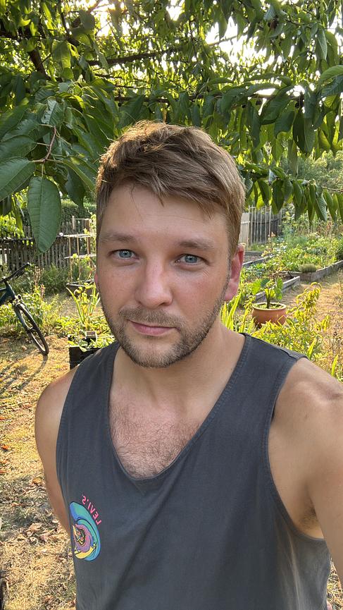Bild 1 4-8 Wg gesucht. Ab 30 ca. Links. Im Osten, Süden, Zentrumsnah