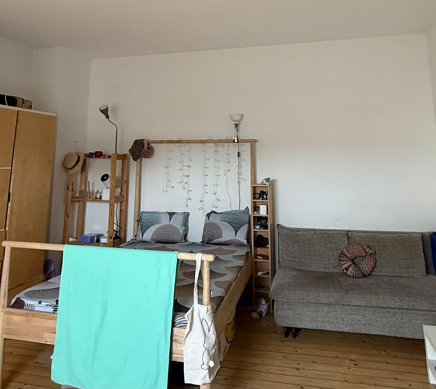 Bild 1 Helles WG Zimmer – in der Nähe der Uni