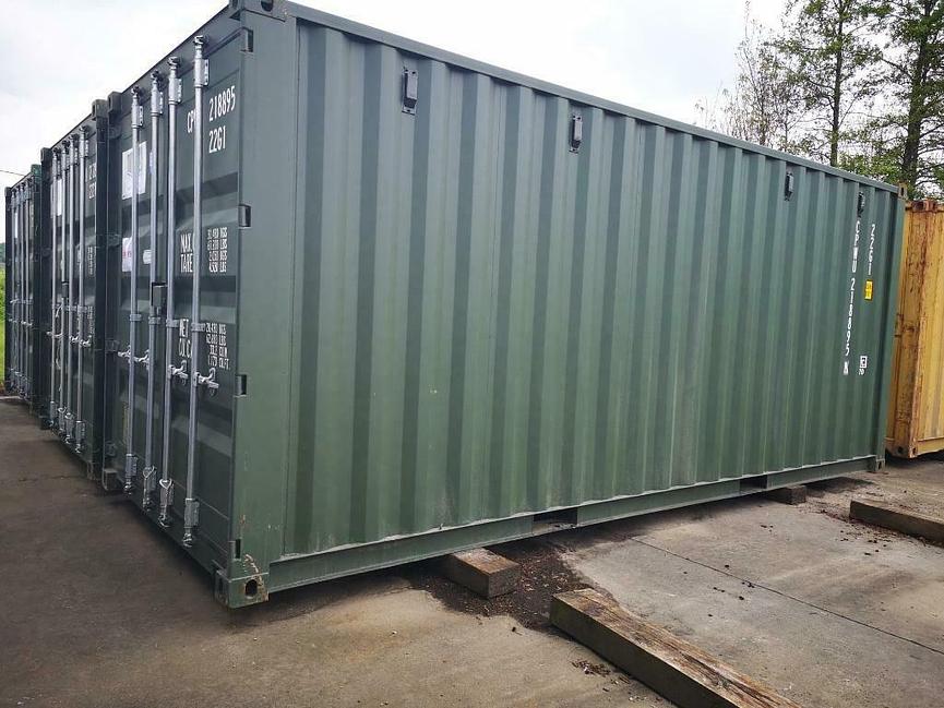 Bild 4 Versandcontainer 20 und 40 Fuß (6 m) 1. Fahrt - Lagerung