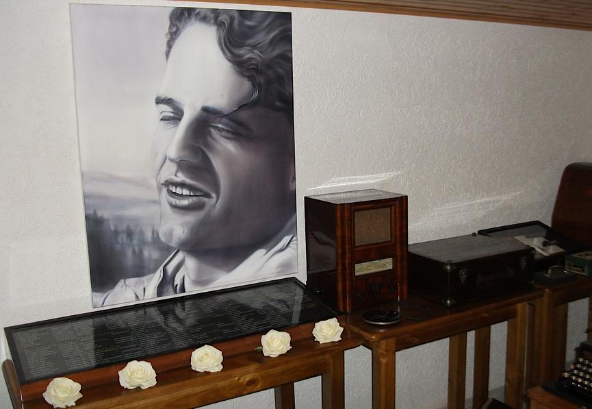 Bild 20 Weisse Rose - Dauer - Ausstellung, weltweit einzigartig und einmalig (Schenkung)