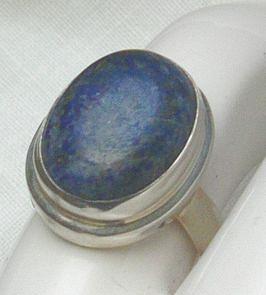 Bild 6 Ring, 925 Silber mit gefassten Lapislazuli