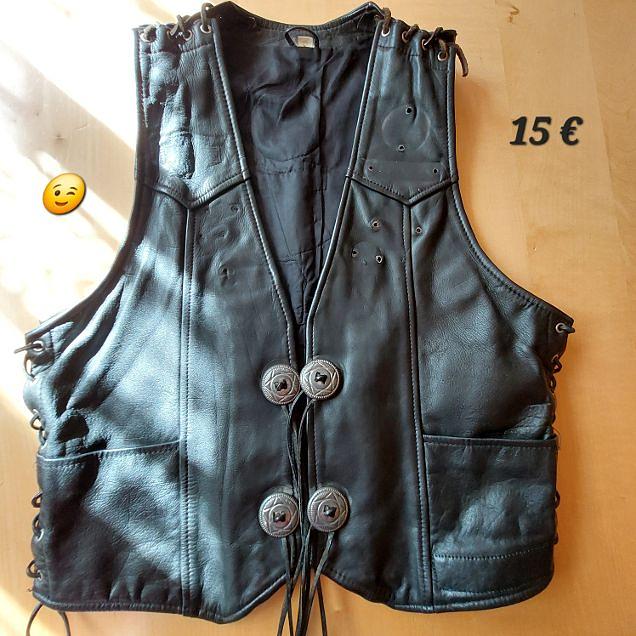 Bild 4 LEDER UND JEANS KUTTEN - PATCHES BIKER ROCKER MC MF GEBRAUCHT