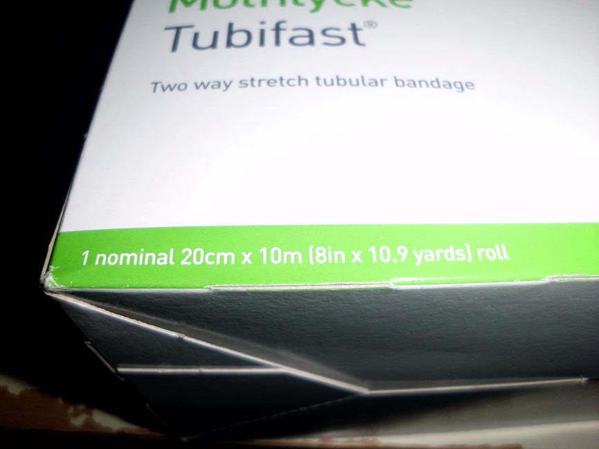 Bild 3 verschenke hier mölnlycke tubifast packung ist noch ungebraucht