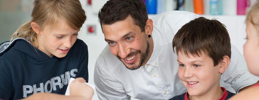 Bild 3 Pädagogischer Mitarbeiter (all genders) für unsere Grundschule in München