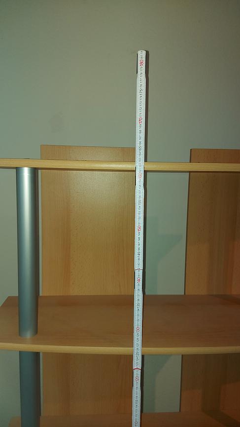 Bild 4 Holzregal 20€ (165 cm hoch, 89 cm breit, 27-31 cm tief) zur Abholung 04275