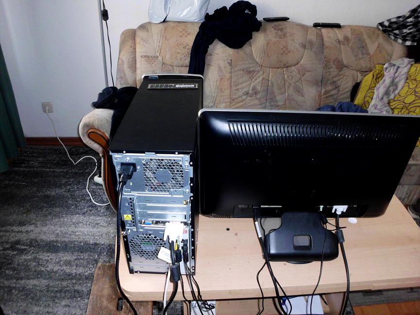 Bild 3 gebe hier komplett HP-PC mit Monitor, Maus und Tastatur ab.zu geben günstig