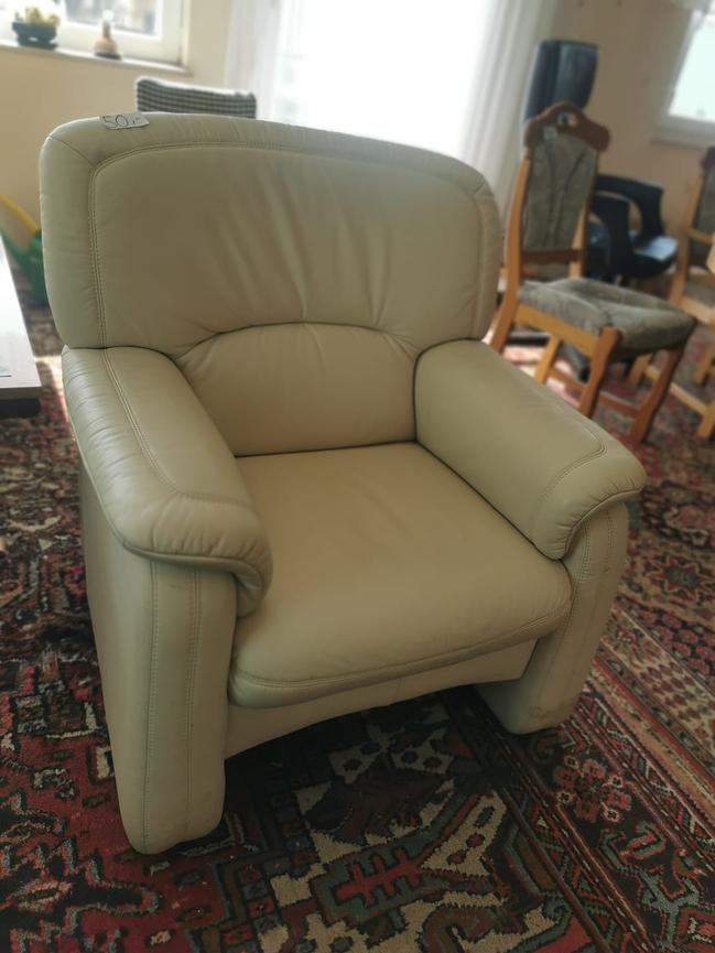Bild 3 2-Sitzer Sofa und Sessel aus weißem Leder