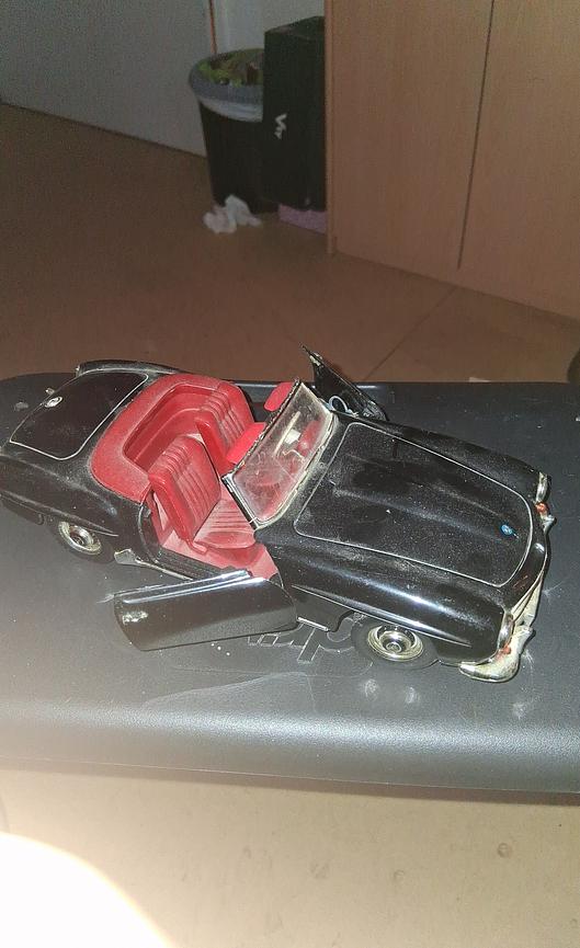 Bild 2 Sammlerautos sehr alt