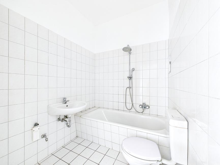 Bild 2 Teil Möbiliertes helles WG-Zimmer | Stadtfeld Ost | All-inclusive