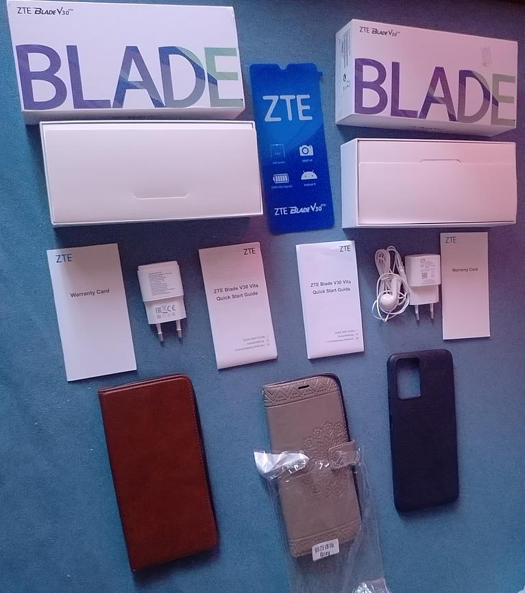 Bild 1 Zubehör: ZTE BLADE V30 VITA 8030 Handy Hüllen Stecker Kopfhörer Handbuch