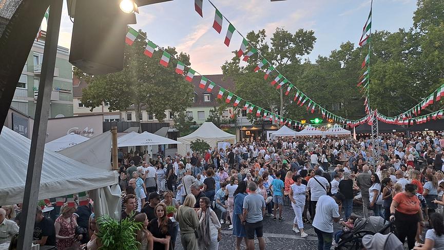 Bild 8 Italienische live musik mit NoiMusica Internationale Hits!