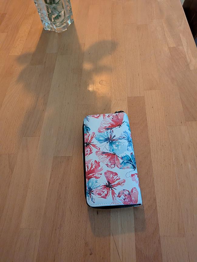 Bild 3 Schmetterling Geldbeutel