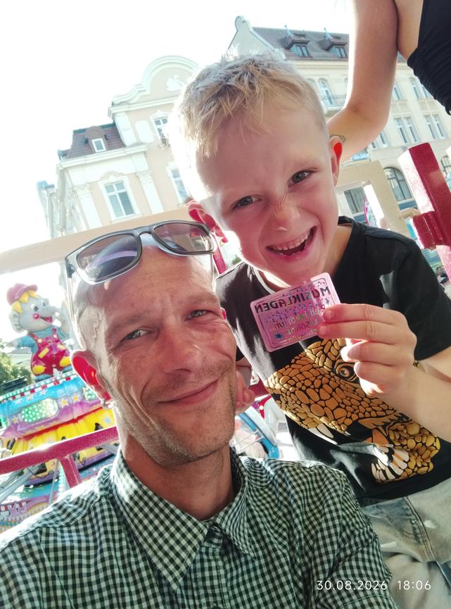 Bild 1 Alleinerziehender Papa sucht