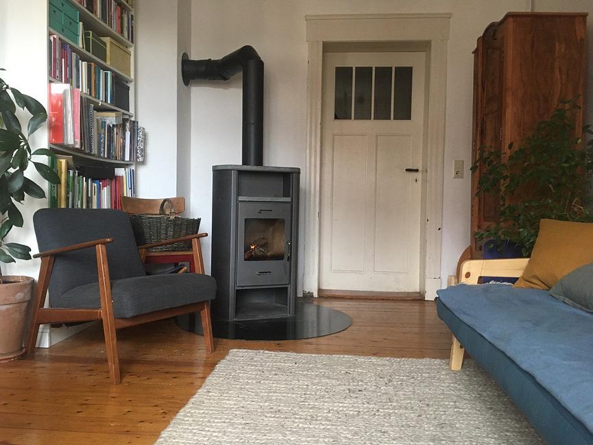 Bild 1 Schöne 2-Zimmer Altbauwohnung zur Untermiete (14.04-04.06)