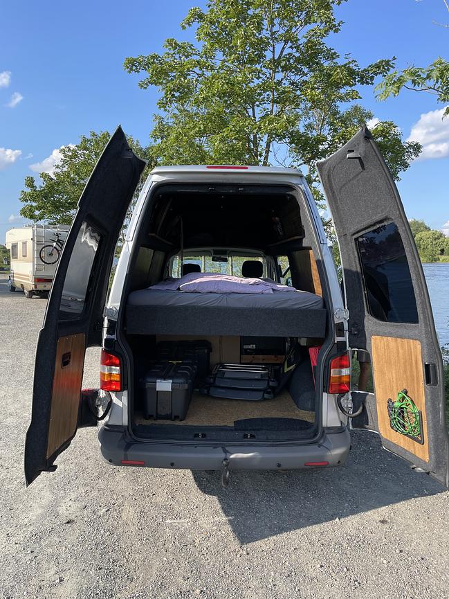 Bild 6 VW T5 Camper Hochdach, langer Radstand, Wohnmobilzulassung