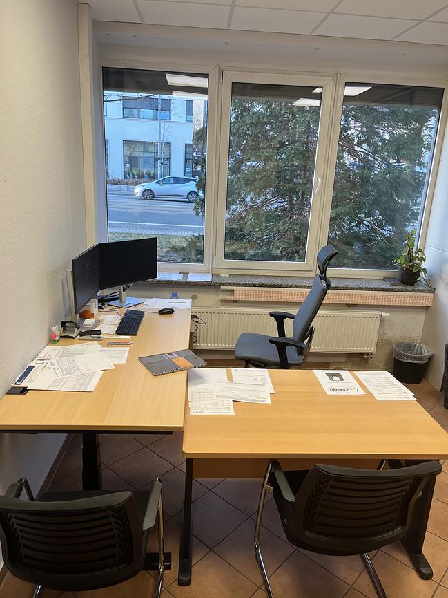 Bild 6 Bürömöbel zu verschenken