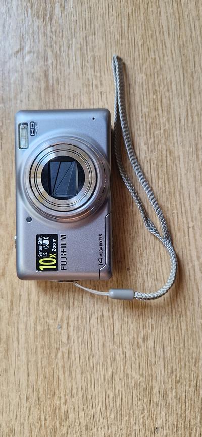 Bild 2 Fotoapparat gebraucht