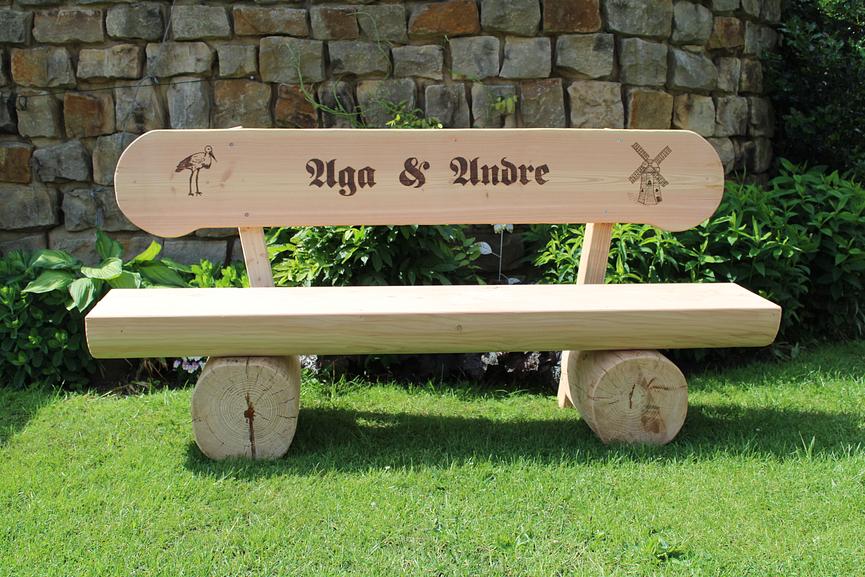 Bild 11 Gartenbank aus Lärche mit Gravur. Jubiläums Geschenk. Weinachtsgeschenk.