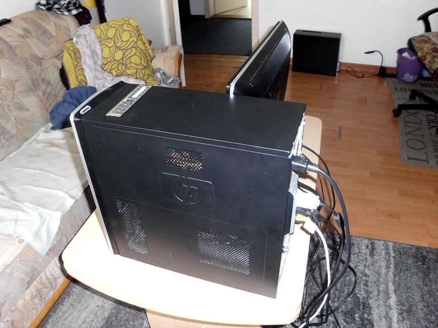 Bild 6 gebe hier komplett HP-PC mit Monitor, Maus und Tastatur ab.zu geben günstig