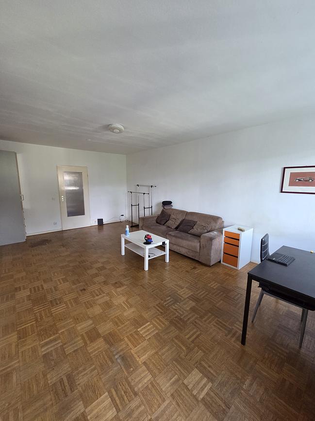 Bild 3 Großzügiges 24 m² WG-Zimmer mit Balkonzugang in Laatzen