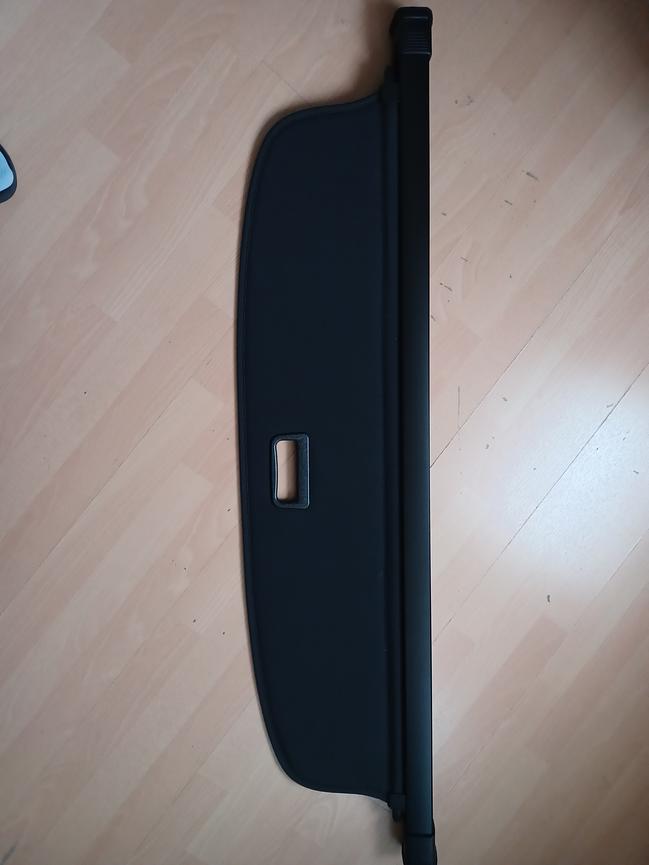 Bild 1 Neue Kofferraumabdeckung VW Tiguan