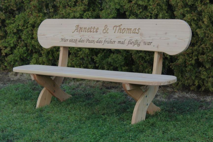 Bild 7 Holzbank personalisiert mit Gravur. Hochzeitsgeschenk.