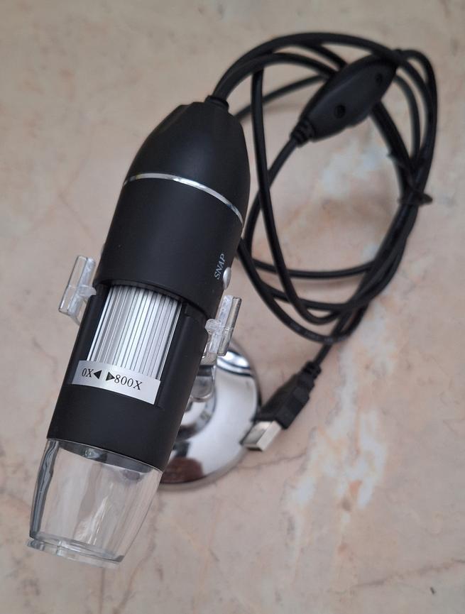 Bild 1 Elektronisches Labormikroskop PCE-MM 800