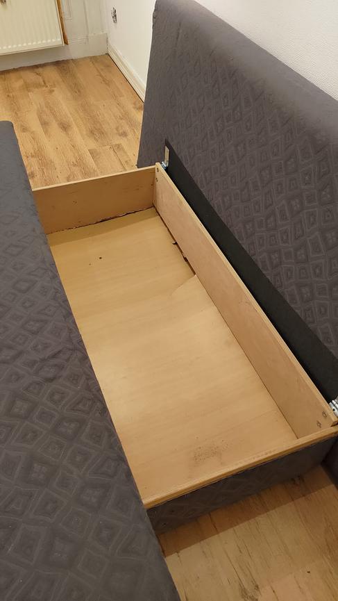 Bild 10 Zu verschenken: Praktisches Schlafsofa mit Stauraum