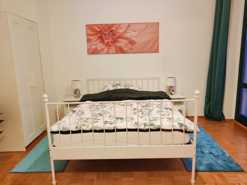 Bild 2 Möblierte WG-Zimmer, Balkon, Markkleeberg, S-Bahn nach Leipzig, Seenähe