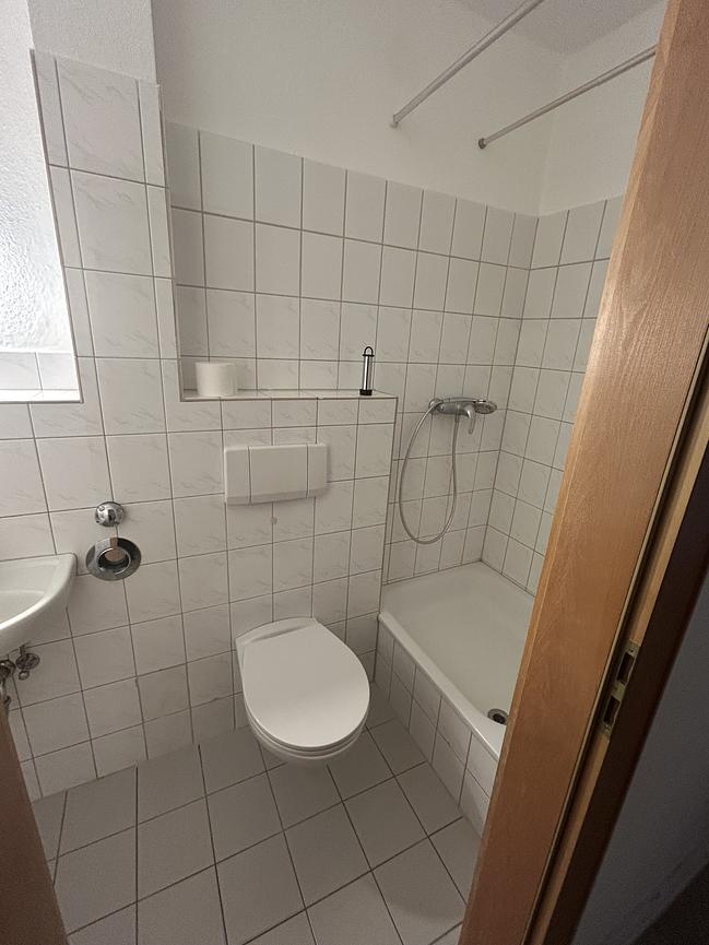 Bild 3 Nachmieter:in gesucht für Wohnung in Kiel Brunswik :)