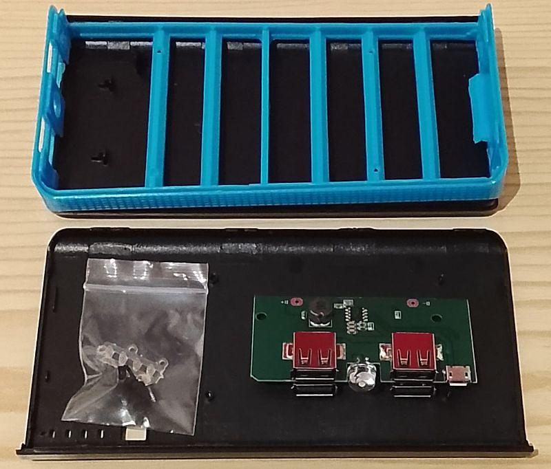 Bild 2 Powerbank-Kit, 20000 mAh, extrem große Kapazität, 4 USB-Ausgänge, Schnellladung