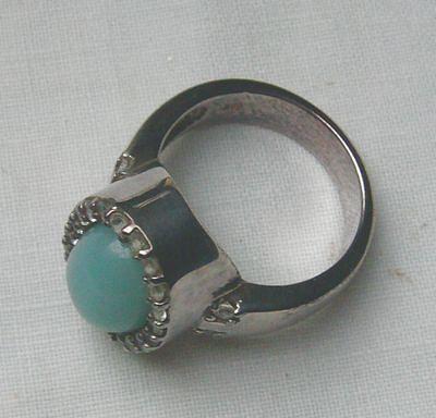 Bild 7 Ring 925 Silber mit gefassten Jade und Weistopasen