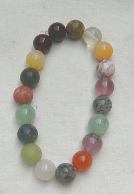Bild 5 Edelsteinarmband, ein kleiner Edelsteingarten