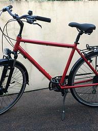 Vorschaubild  Schnäppchen-Rotes Herren Bike 28“–„Velo de Ville“–Neu !
