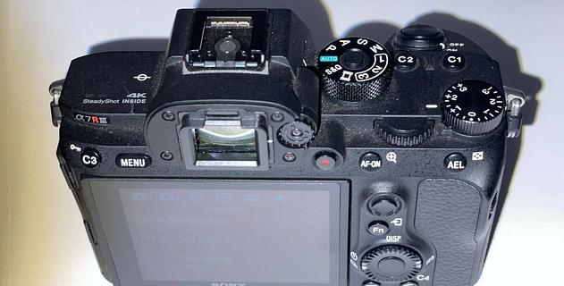 Vorschaubild Digitale Vollformat-Kamera 